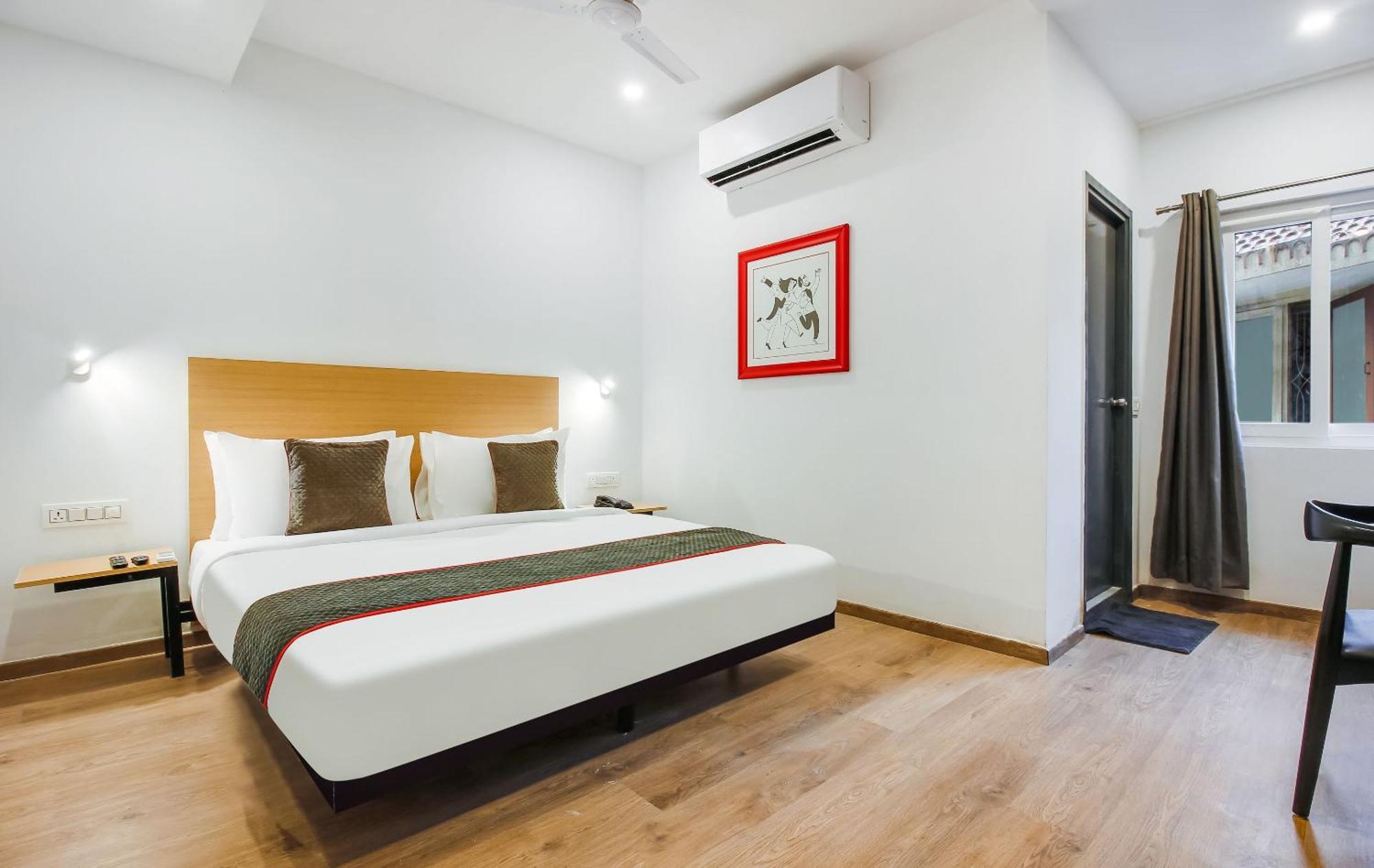 Super Townhouse The Cinco Hotel Near Esi Hospital حيدر أباد المظهر الخارجي الصورة