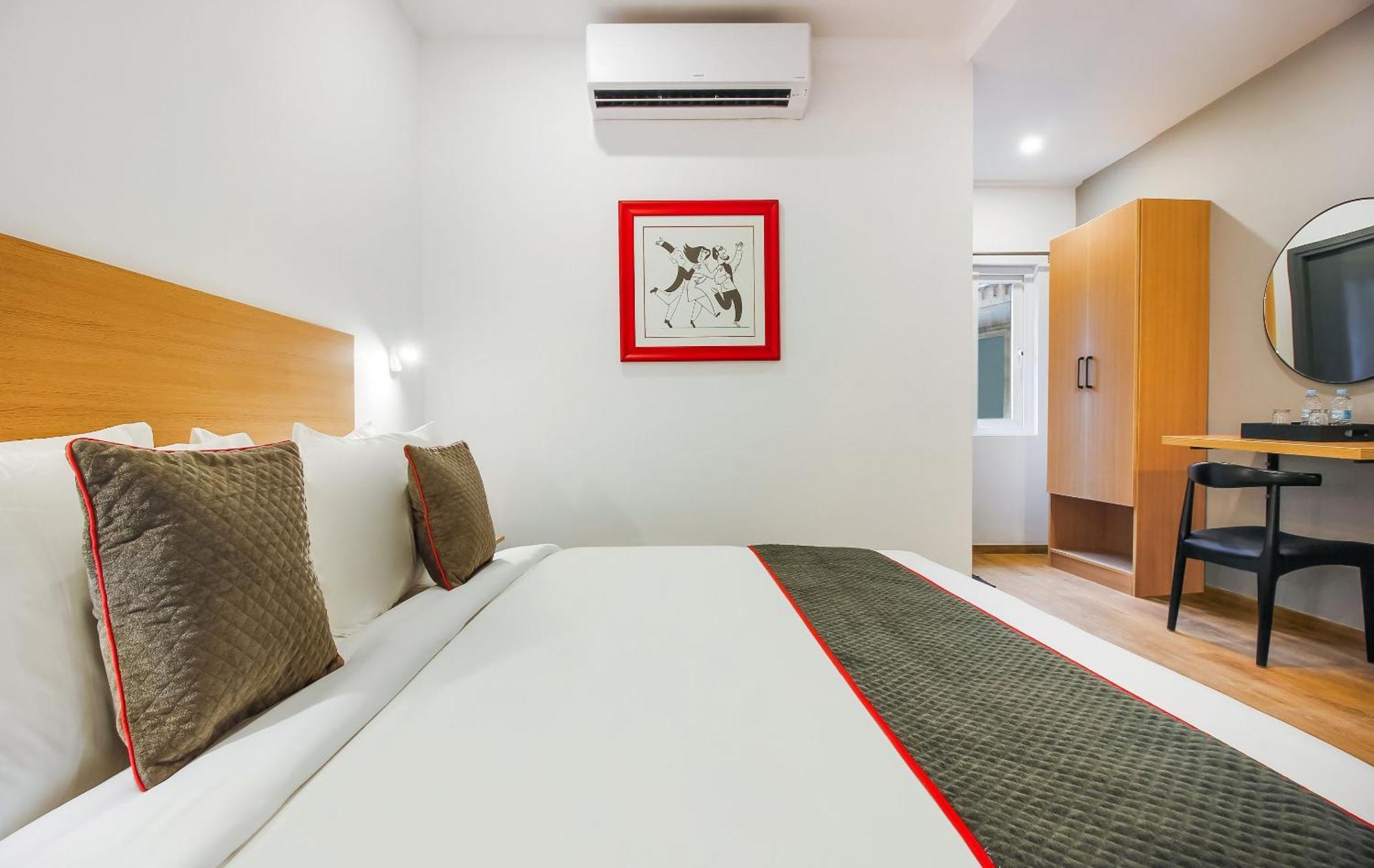 Super Townhouse The Cinco Hotel Near Esi Hospital حيدر أباد المظهر الخارجي الصورة