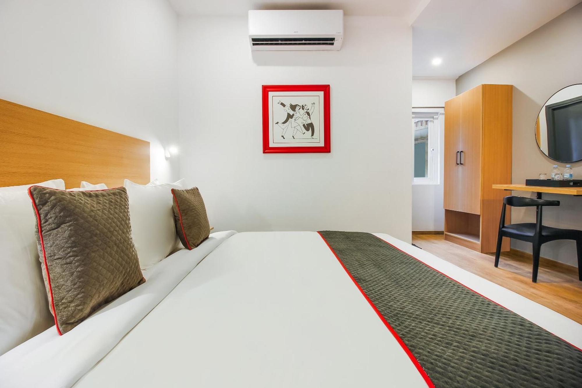 Super Townhouse The Cinco Hotel Near Esi Hospital حيدر أباد المظهر الخارجي الصورة